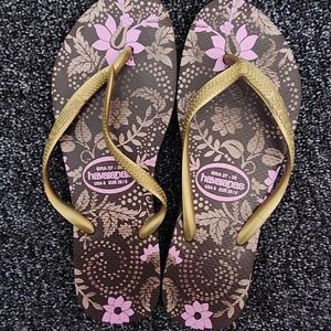 Havaianas flip flops